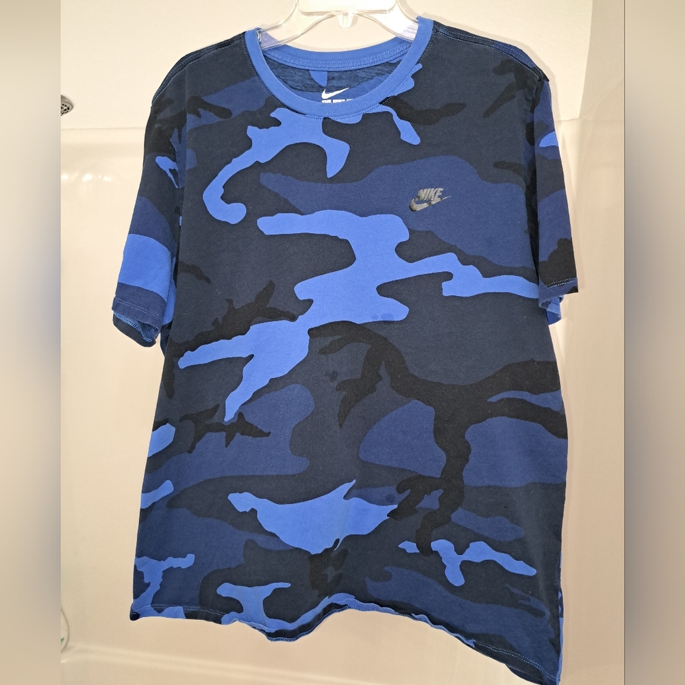Nike Blue and Black Camo Athletic Tee